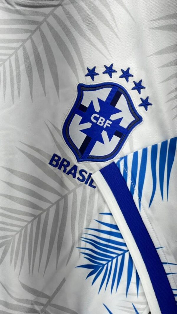 کیت برزیل 2023